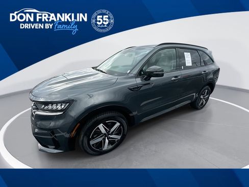 Used 2022 Kia Sorento S image 1