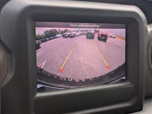 Used 2019 Jeep Wrangler Unlimited Sport S AWD/4WD image 20