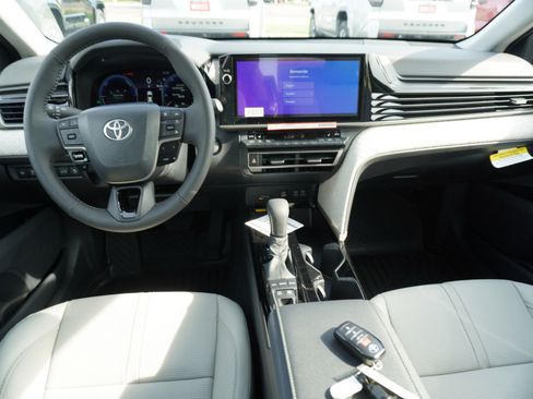 New 2026 Toyota Camry XLE image 2