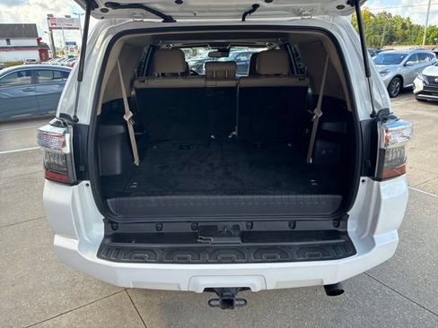 Used 2021 Toyota 4Runner SR5 Premium w/ Moonroof Package RWD image 8