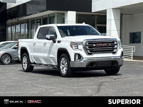 Used 2022 GMC Sierra 1500 SLT image 1