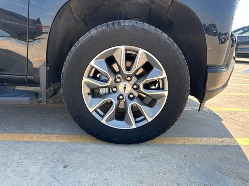Used 2020 Chevrolet Silverado 1500 RST AWD/4WD image 40