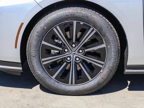 New 2026 Lexus ES 350h FWD image 11