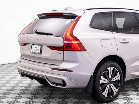 Used 2025 Volvo XC60 T8 Plus w/ Climate Package AWD/4WD image 35