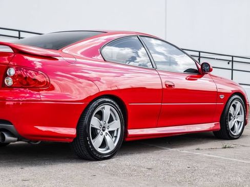 Used 2005 Pontiac GTO RWD image 38