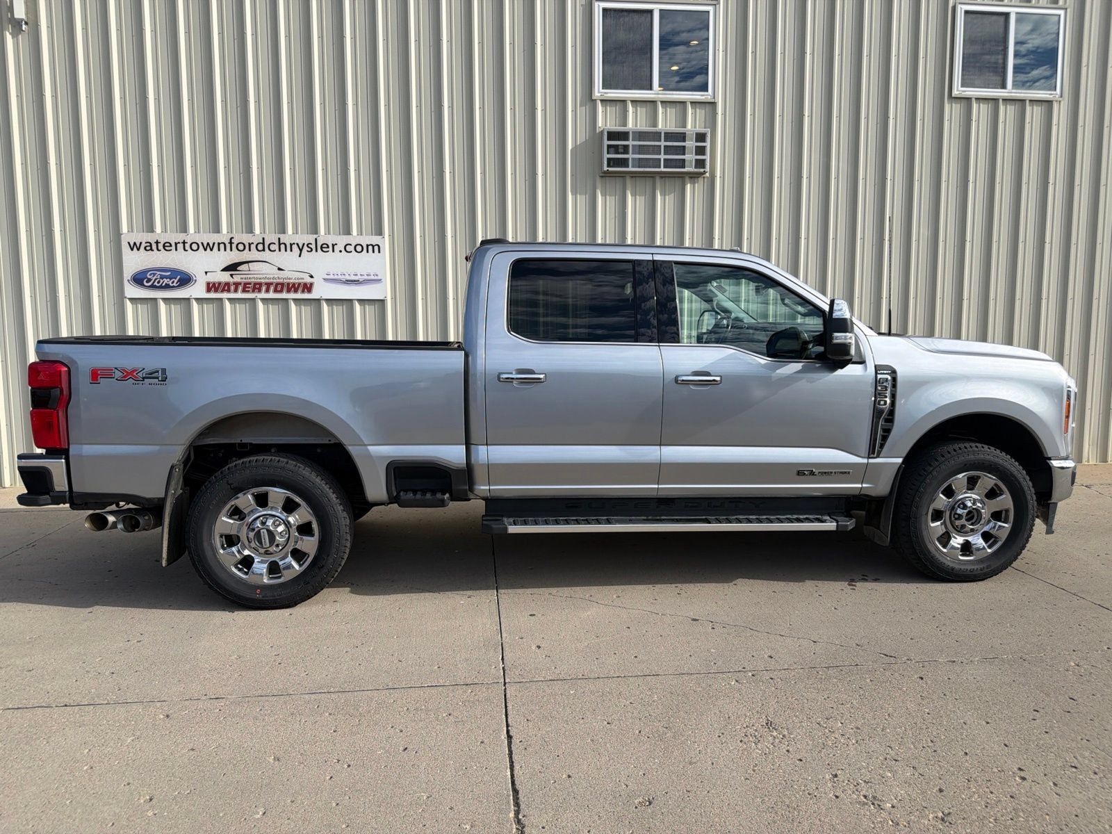 Used 2023 Ford F350 Lariat w/ Chrome Package AWD/4WD image 1