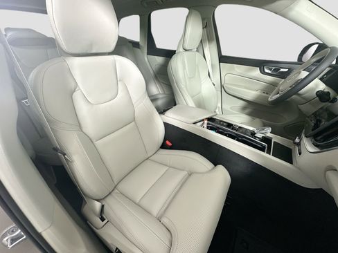 New 2026 Volvo XC60 B5 Ultra w/ Protection Package Premier image 30