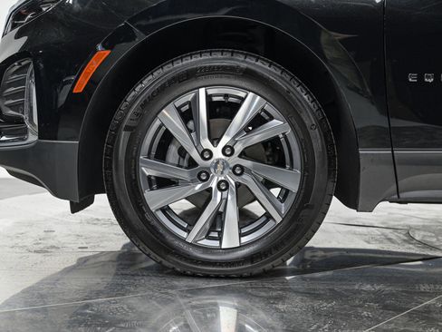 Used 2024 Chevrolet Equinox Premier w/ LPO, Floor Liner Package image 3