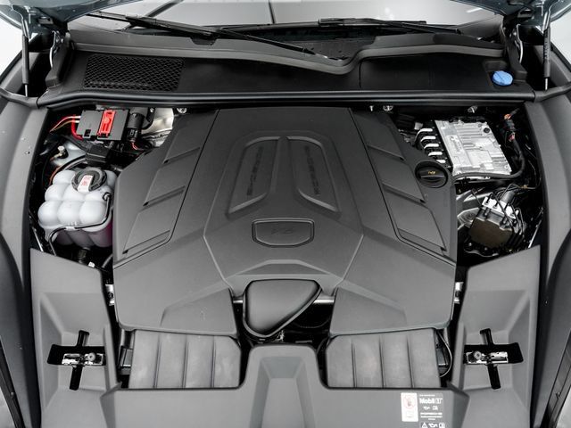 Certified 2026 Porsche Cayenne AWD/4WD image 24