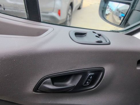 Used 2024 Ford Transit 350 XLT RWD image 9