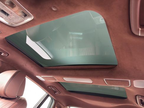 Used 2023 Genesis G90 3.5T AWD/4WD image 11