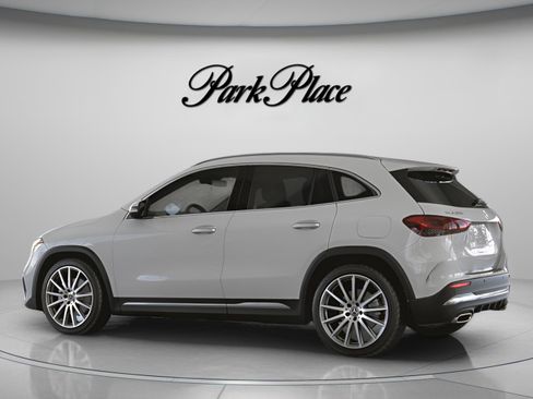 Used 2023 Mercedes-Benz GLA 250 image 11