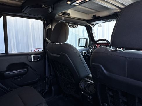 Used 2020 Jeep Wrangler Unlimited Rubicon image 45