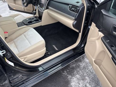 Used 2012 Toyota Camry SE image 26