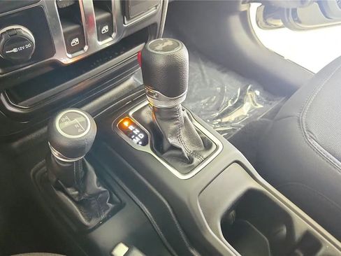 Used 2023 Jeep Wrangler Sport AWD/4WD image 26