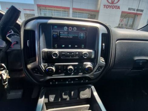 Used 2015 Chevrolet Silverado 2500 LTZ AWD/4WD image 4