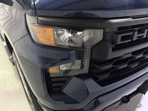 Certified 2022 Chevrolet Silverado 1500 Custom image 5