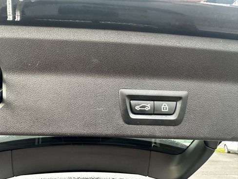 Used 2019 BMW X3 xDrive30i w/ M Sport Package 2 image 25