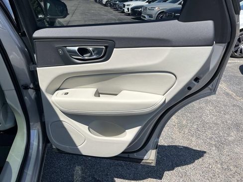 Certified 2025 Volvo XC60 T8 Plus w/ Protection Package Premier AWD/4WD image 20
