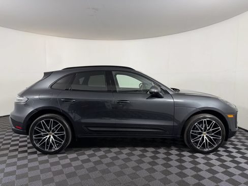 Used 2023 Porsche Macan AWD/4WD image 4