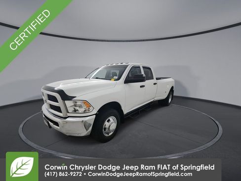 Used 2018 RAM 3500 Tradesman w/ Chrome Appearance Group RWD image 4