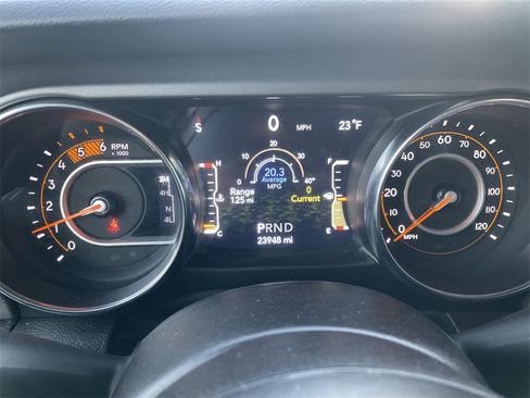 Used 2022 Jeep Wrangler Unlimited Sport image 17