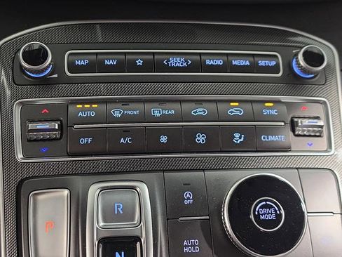 Certified 2023 Hyundai Santa Fe SEL FWD image 29