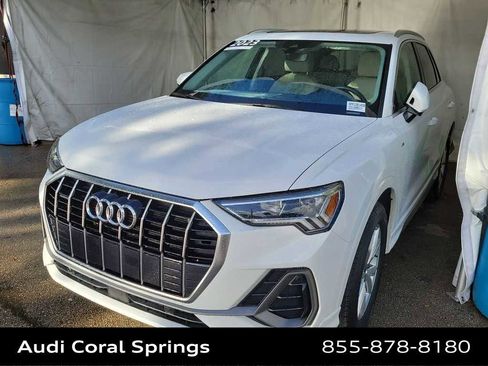 Certified 2023 Audi Q3 2.0T Premium w/ Convenience Package image 2