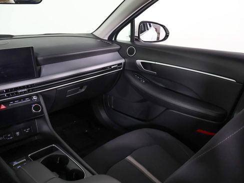 Used 2025 Hyundai Sonata SEL FWD image 34