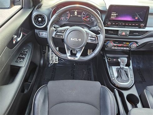 Used 2023 Kia Forte GT-Line image 7