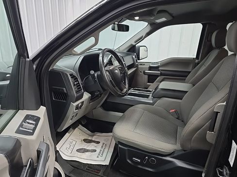 Used 2018 Ford F150 XLT w/ Equipment Group 302A Luxury AWD/4WD image 29