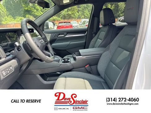 New 2027 GMC Terrain AT4 w/ Convenience Package III AWD/4WD image 11