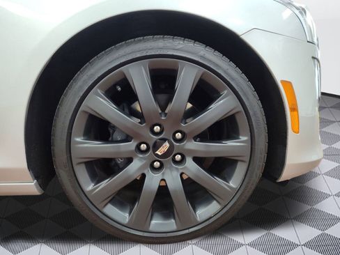 Used 2019 Cadillac CTS Luxury image 12