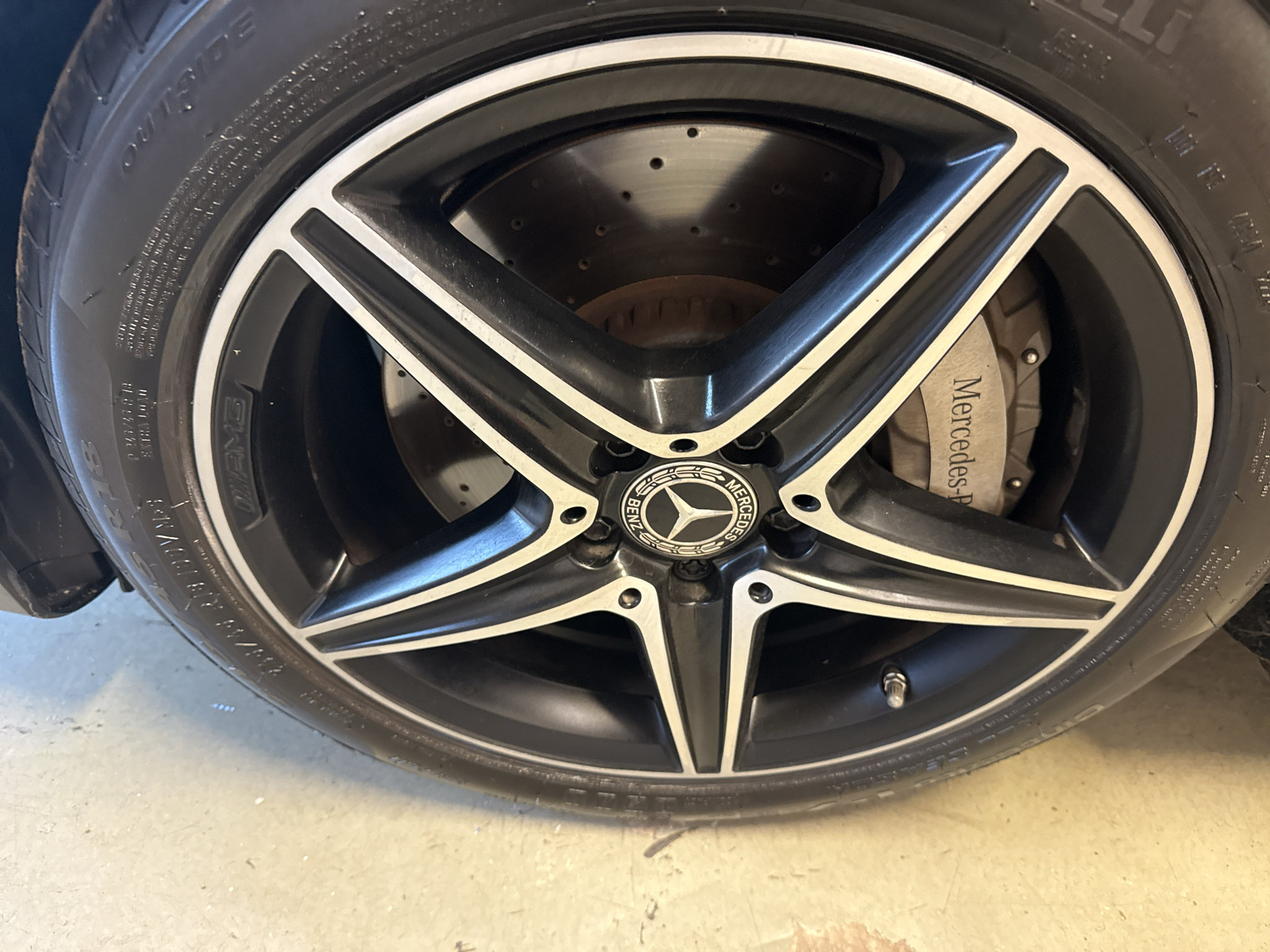 Used 2018 Mercedes-Benz E 300 4MATIC image 28