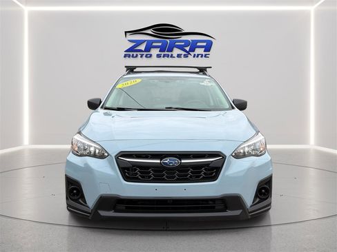 Used 2020 Subaru Crosstrek 2.0i image 2