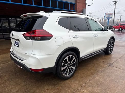 Used 2020 Nissan Rogue SL w/ Premium Package image 9