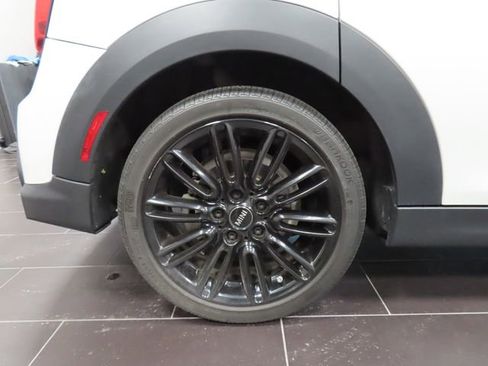 Used 2023 MINI Cooper S image 17