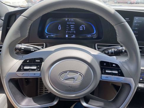 Certified 2025 Hyundai Elantra Sport FWD image 29