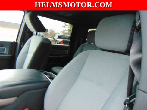 Used 2023 RAM 2500 Big Horn w/ Level B Equipment Group image 29