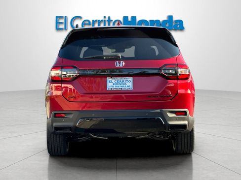 New 2026 Honda Pilot Black Edition image 4