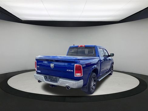 Used 2016 RAM 1500 Laramie w/ Convenience Group AWD/4WD image 8
