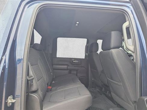 Used 2023 Chevrolet Silverado 2500 Custom w/ Custom Value Package image 18