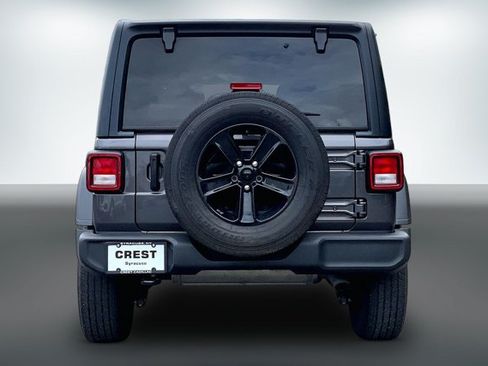 Used 2022 Jeep Wrangler Unlimited Sport AWD/4WD image 3