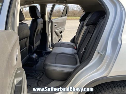 Used 2016 Chevrolet Trax LT w/ LT Convenience Package image 30