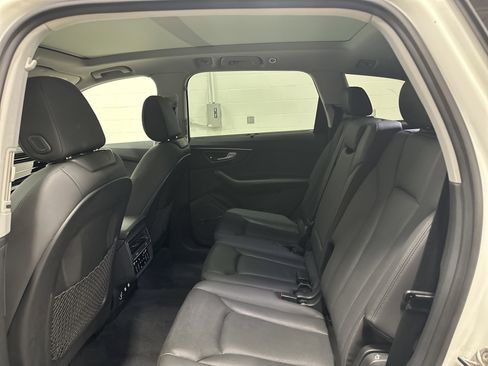 Used 2020 Audi Q7 3.0T Premium Plus image 31