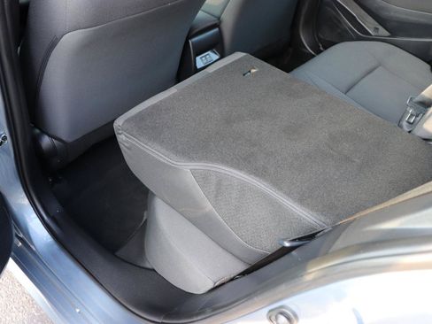 Used 2026 Toyota Corolla LE FWD image 22