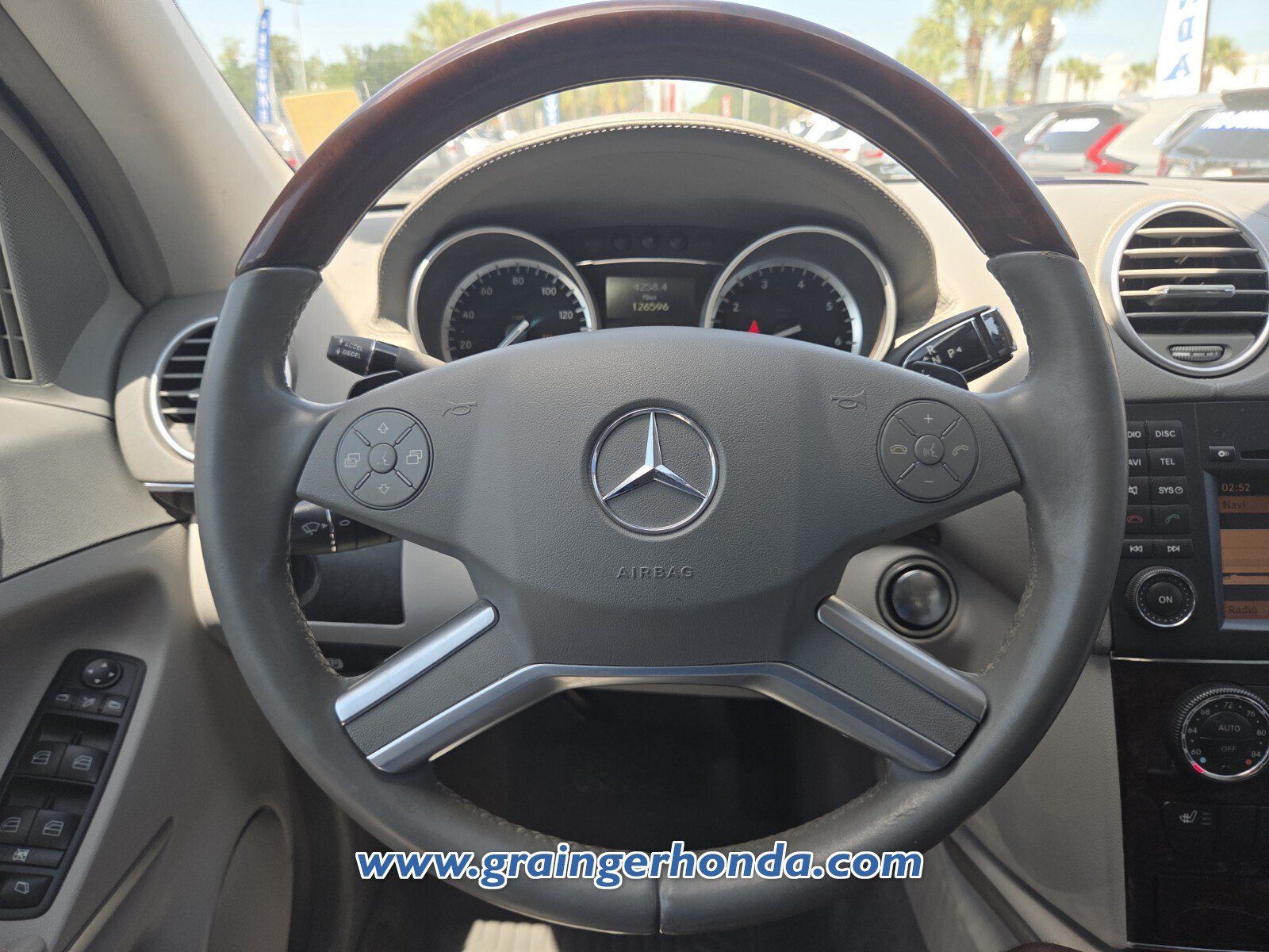 Used 2012 Mercedes-Benz GL 450 4MATIC image 13