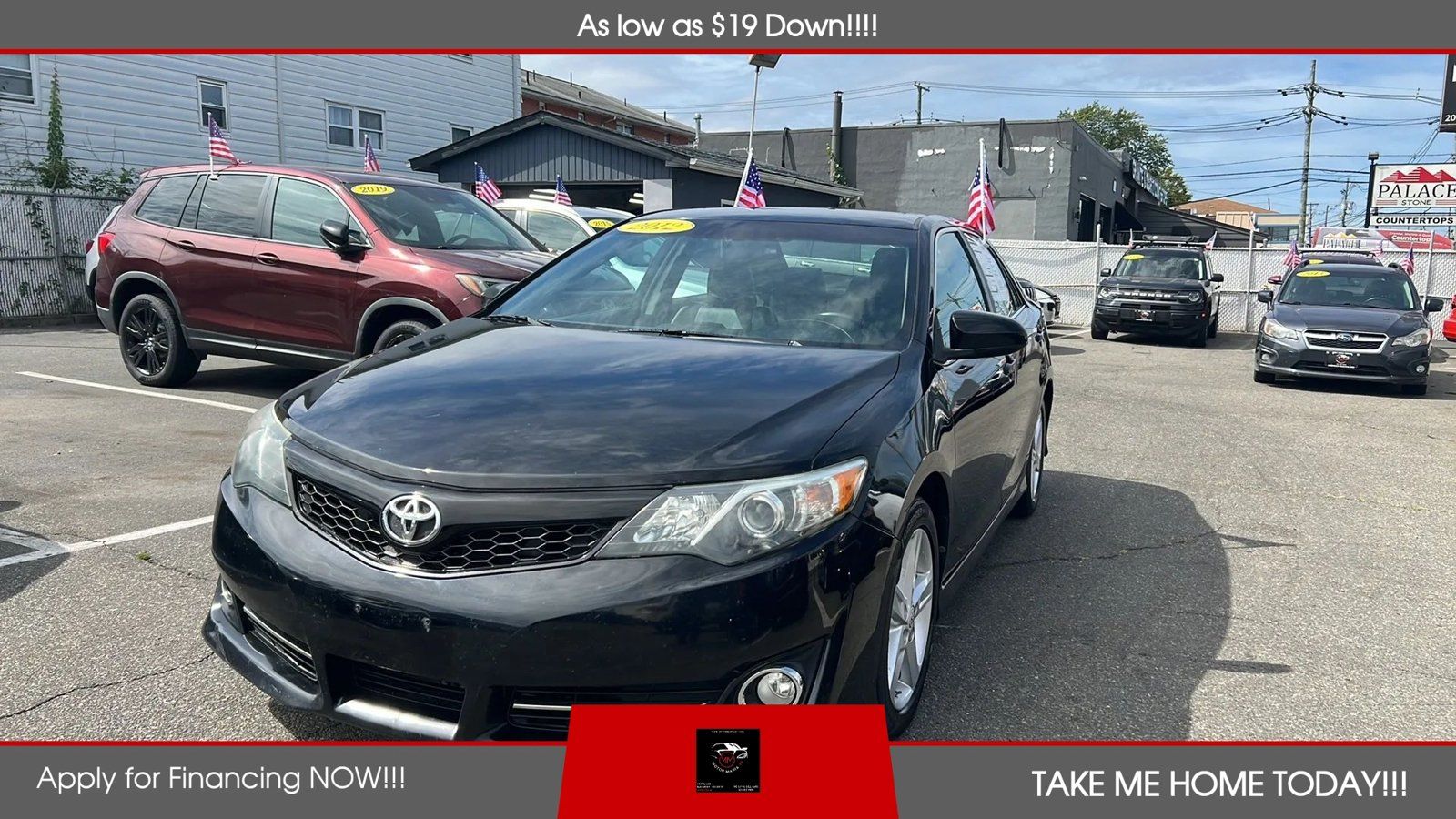 Used 2012 Toyota Camry SE FWD image 1