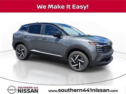 New 2025 Nissan Kicks SV w/ Charging Package