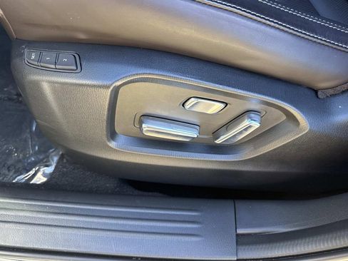 Certified 2025 MAZDA CX-5 Signature image 29